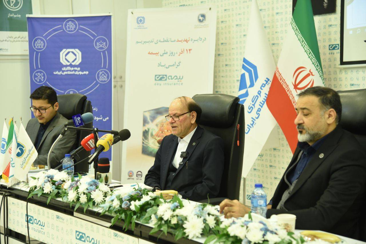 اشتغال زایی مستقیم صنعت بیمه برای 15 هزار نفر در خراسان رضوی